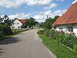 ...und erreichen die Siedlung Brugger