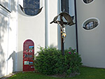 Marterl an der Kirche