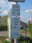 Hier mündet der Abens-Radweg in den Donauradweg