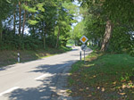 Nördlich von Raisting treffen wir auf eine Landstraße