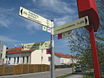 Im Landkreis Fürstenfeldbruck ist der Amper-Glonn-Radweg beschildert