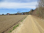 ...erreichen wir das Nordende der Siedlung Brugger