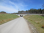 Im Anschluss unterqueren wir die Autobahn...