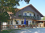 Vorbei am Wirtshaus zum Augsutiner...