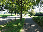 Von Pfaffing folgen wir einem Radweg...