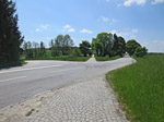Nach Aufhausen überqueren wir eine Landstraße...