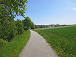 Wir folgen dem Radweg...