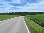 ...erreichen wir die Landstraße, ...