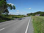Wir folgen der Landstraße weiter...