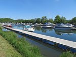 Am Yachthafen Donautal