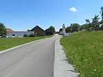 ...und biegen nach dem Weiler Lenzing...