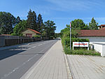 In Neukeferloh treffen wir auf die Grasbrunner Radlrunde...