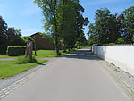 Wir radeln durch Möschenfeld hindurch...
