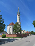 ...und passieren die Kirche St. Ulrich