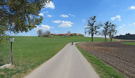 Von Höhenkirchen über Harthausen zum Steinsee Von Höhenkirchen über Harthausen zum Steinsee