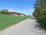 Vorbei am Weiler Seethal...