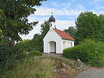 ...und erreichen bei Englmeng eine kleine Kapelle
