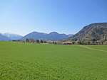 Blick auf die Bergwelt der Chiemgauer Alpen