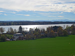 Herrlicher Blick über den Wörthsee zu den Alpen