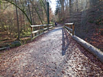 ...und über Brücken radeln wir dem Heiligen Berg entgegen